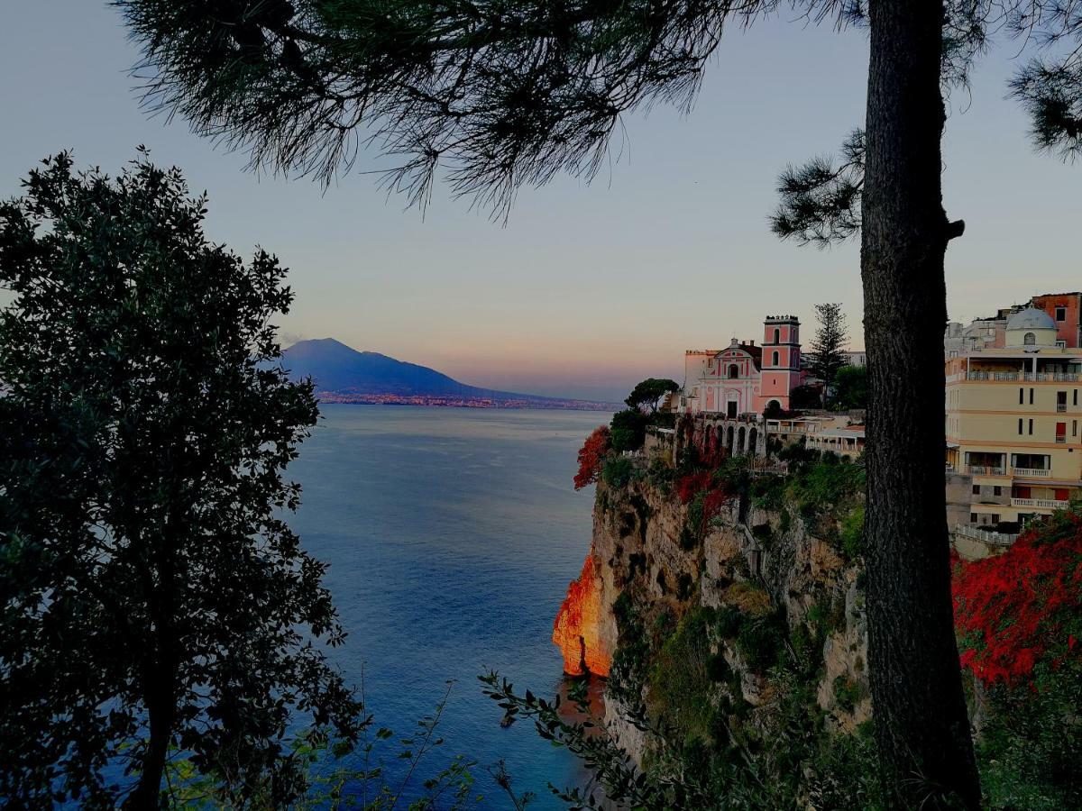 Quintessenza - Sorrento Coast Rentroom Vico Equense Kültér fotó