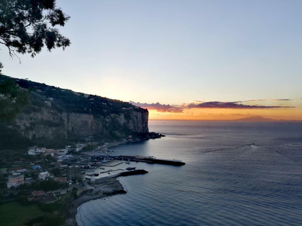Quintessenza - Sorrento Coast Rentroom Vico Equense Kültér fotó